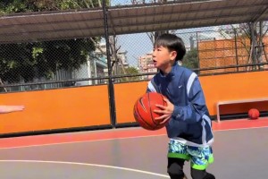 “冬训回来这么强啦”？桀骜不驯小菜鸡1v1奥尼尔姐姐